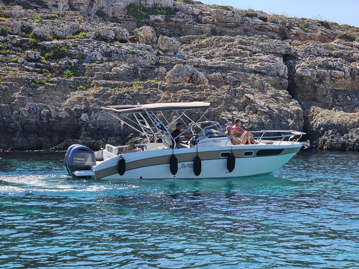 Morning Half Day -Private Boat Rental – Blue Lagoon, Crystal Lagoon and Gozo Luxury Escape – 4 Hrs