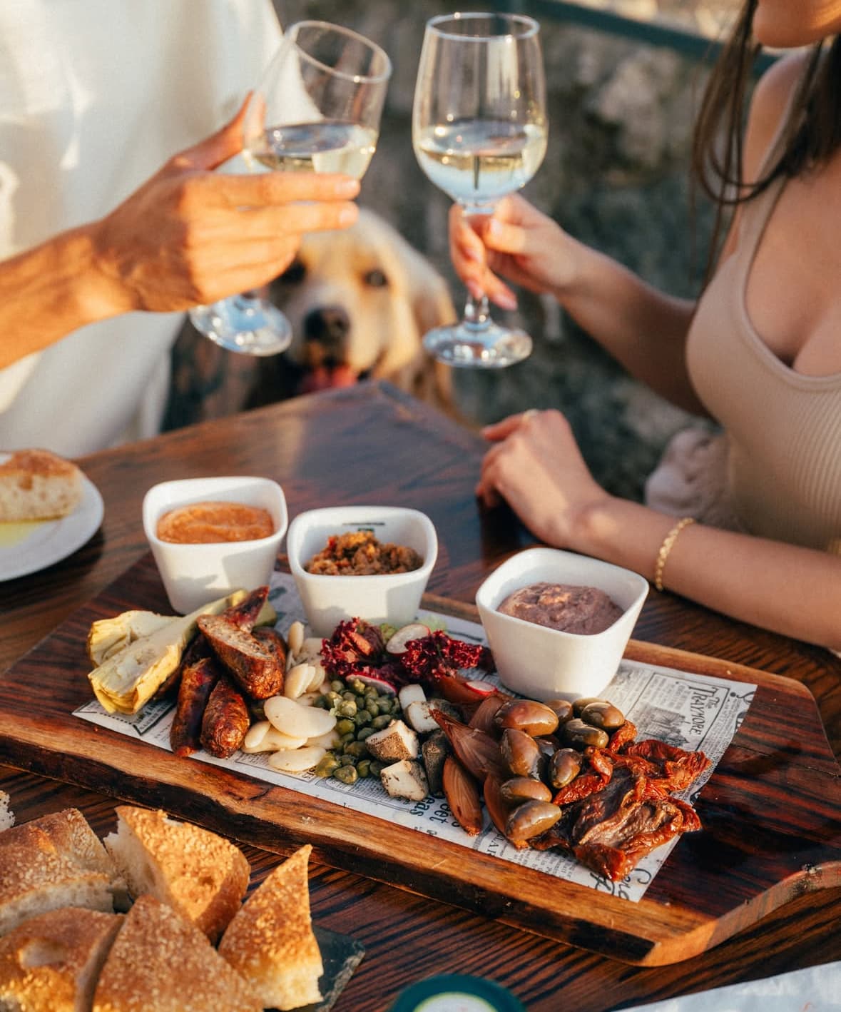 Private Driver Tour including Platter and Wine in the Country Side